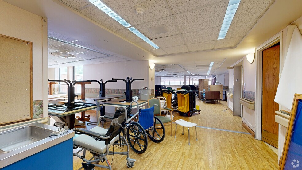 More Photos Of 901 Luther Pl, Albert Lea Skilled Nursing Facility For Sale