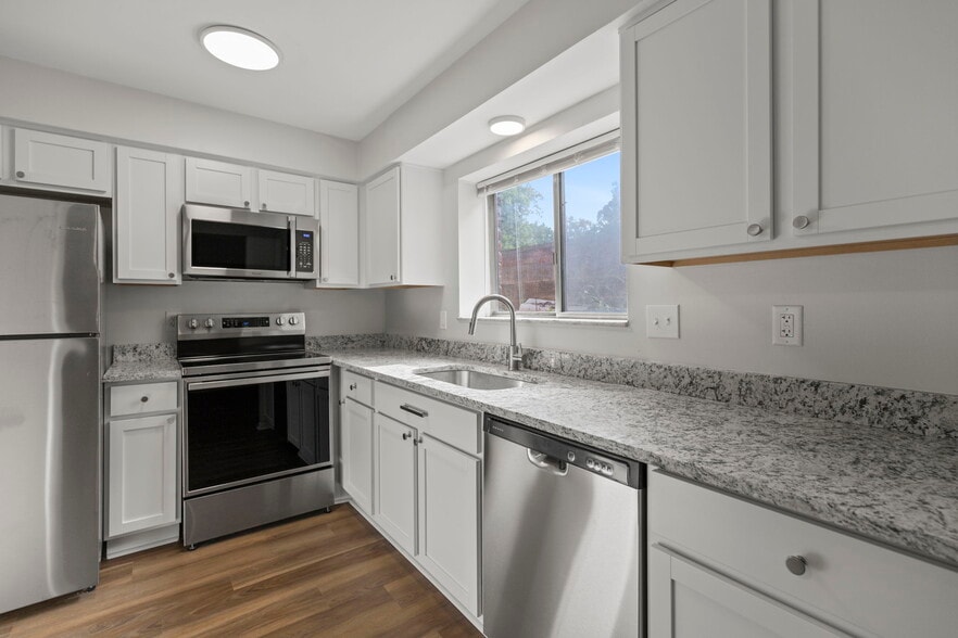 More Photos Of 811-845 N Main St, Milford Apartments For Sale