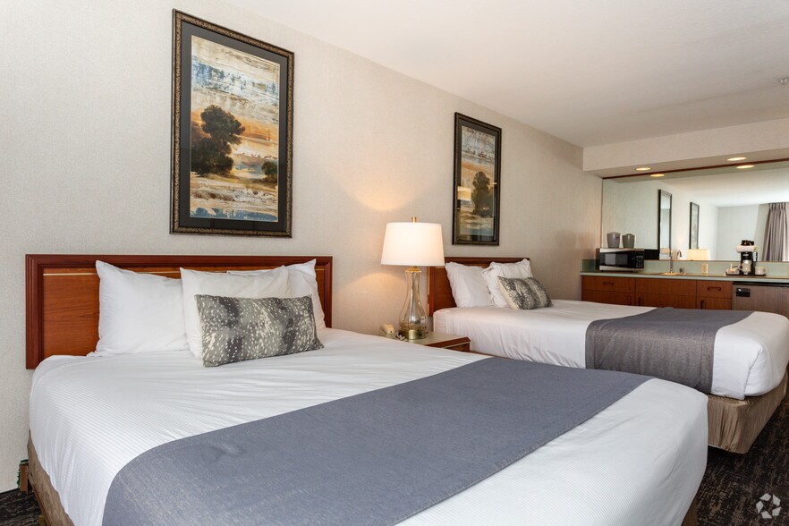 More Photos Of 3304 Market St NE, Salem Hotel For Sale
