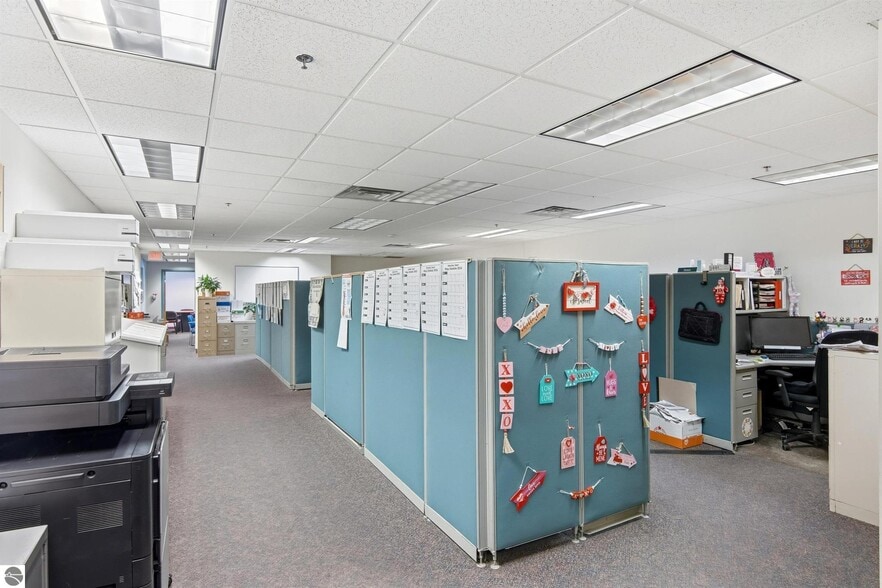 More Photos Of 116 W Front St, Traverse City Medical For Sale