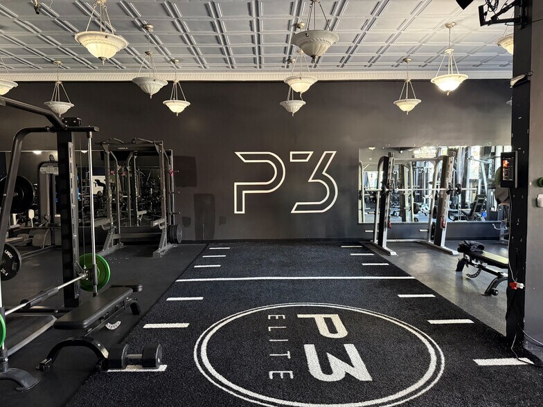 More Photos Of 210 N Harbor Blvd, Fullerton Storefront Retail Office For Lease
