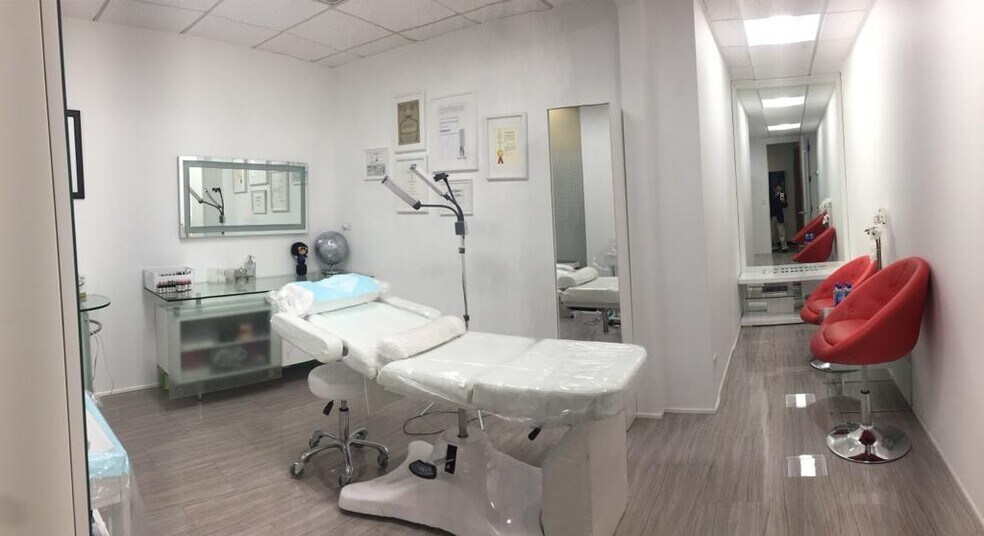 More Photos Of 640 S San Vicente Blvd, Los Angeles Medical For Lease