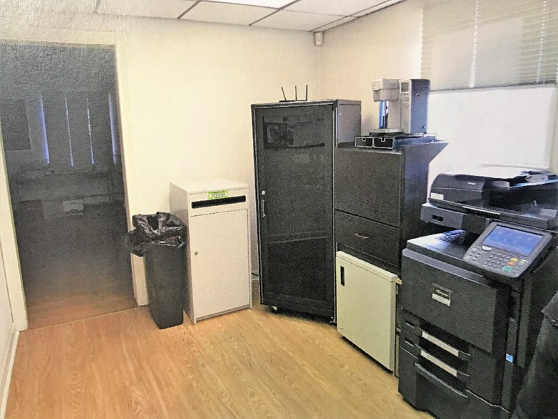 More Photos Of 245 Union St, Lodi Office For Sale