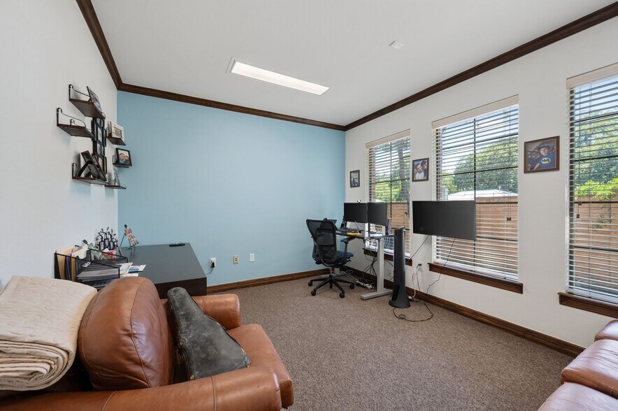 More Photos Of 1117 Glade Rd, Colleyville Medical For Sale
