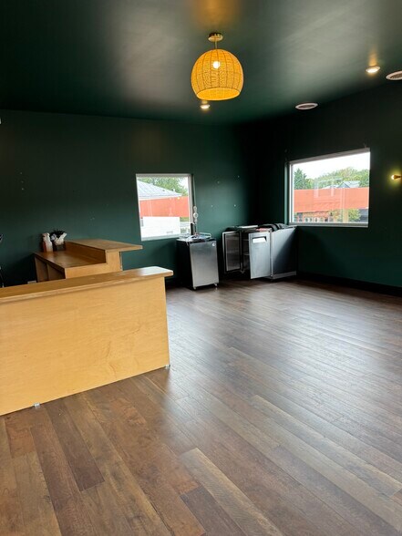 More Photos Of 1600 Princess Anne St, Fredericksburg Restaurant For Sale