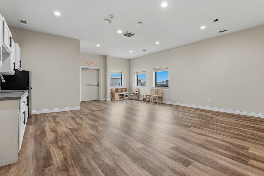 More Photos Of 5505 132nd st, Lubbock Industrial For Sale