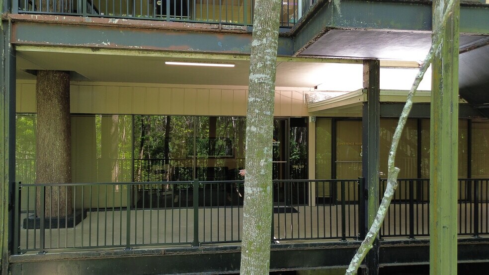 More Photos Of 2301 Park Ave, Orange Park Medical For Lease