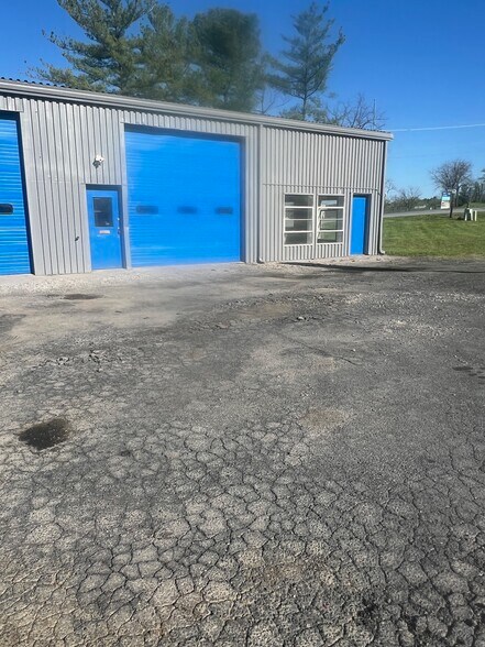 More Photos Of 294 Front Royal Rd, Strasburg Auto Repair For Lease