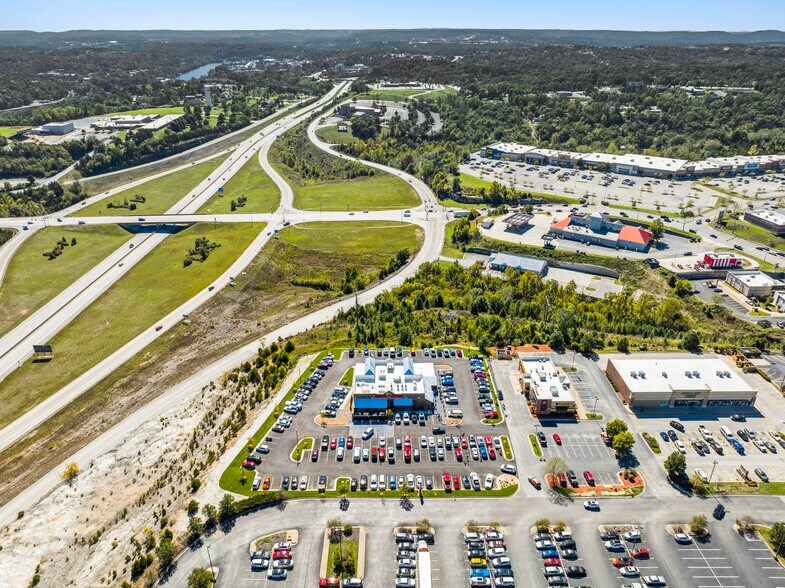 More Photos Of 1024 Branson Hills Pky, Branson General Retail For Sale