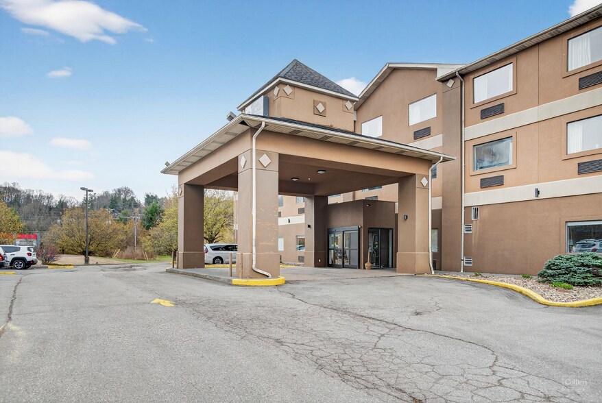 More Photos Of 124 Woodland Dr SW, Wise Hotel For Sale