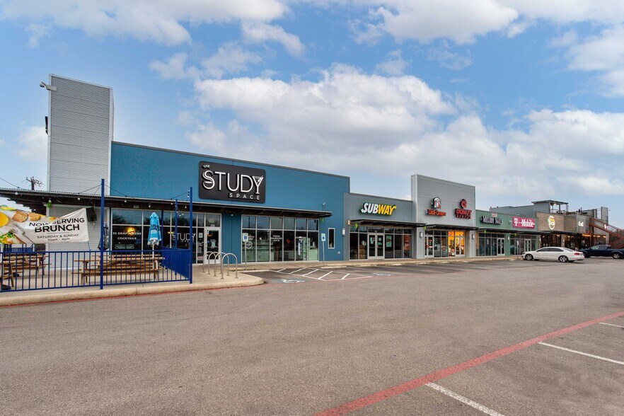 More Photos Of 7280 UTSA Blvd, San Antonio Freestanding For Sale