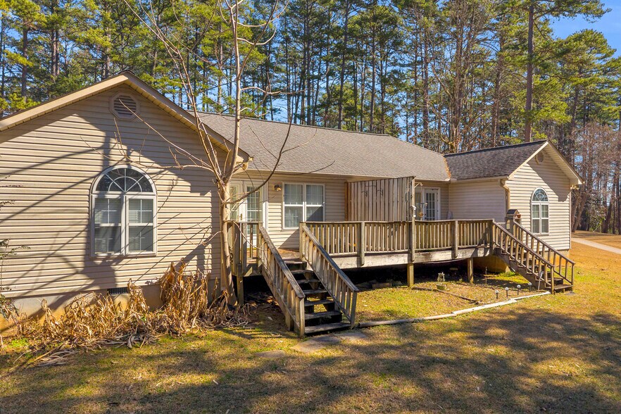 More Photos Of 738 Black Mountain Rd, Toccoa Apartments For Sale