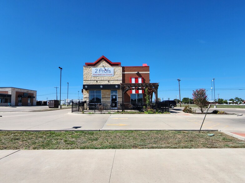 More Photos Of 1989 Hwy 351, Abilene Restaurant For Sale