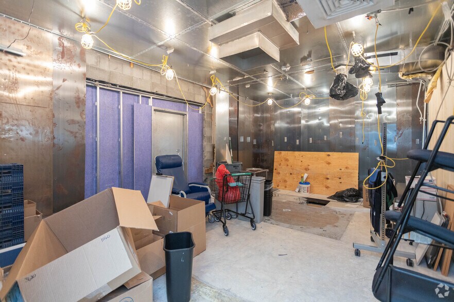 More Photos Of 55 Veterans Memorial Hwy, Commack Medical For Lease