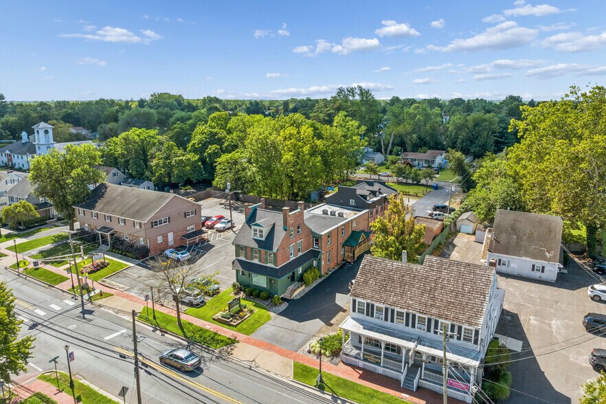 More Photos Of 39 E Main St, Marlton Office Residential For Lease