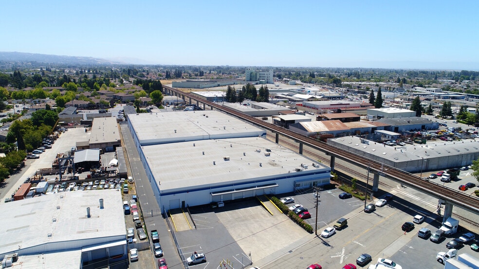 More Photos Of 750 139th Ave, San Leandro Warehouse For Lease