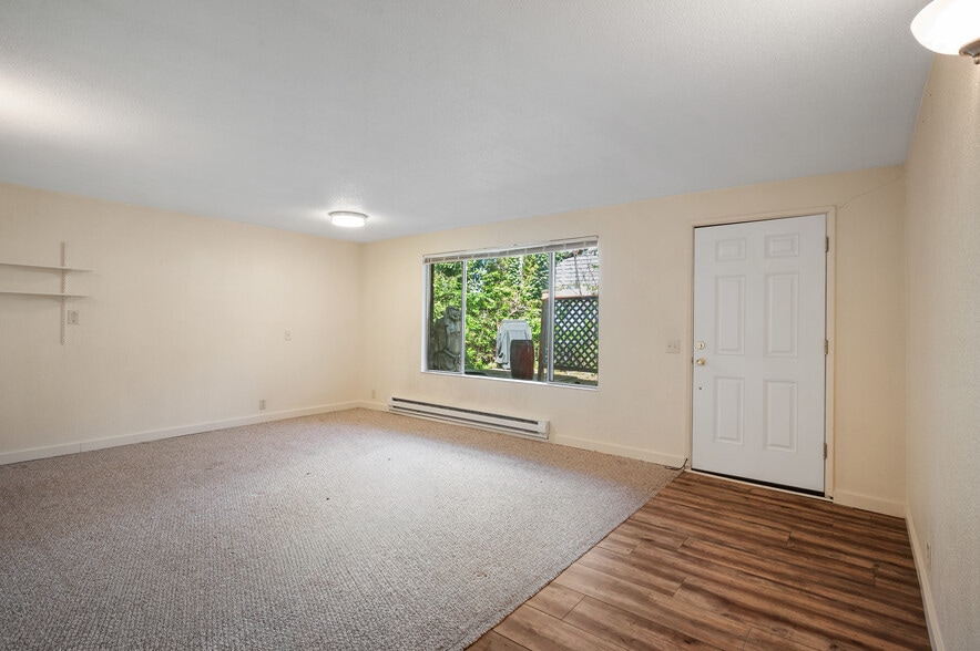 More Photos Of 324 3rd Ave S, Edmonds Apartments For Sale