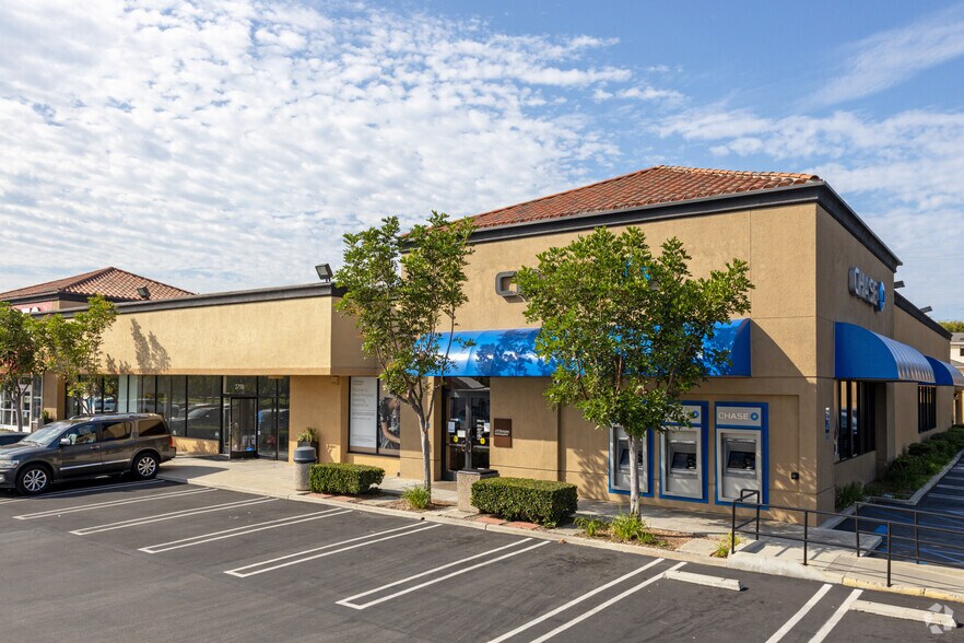 More Photos Of 2700-2750 Pacific Coast Hwy, Torrance Unknown For Lease