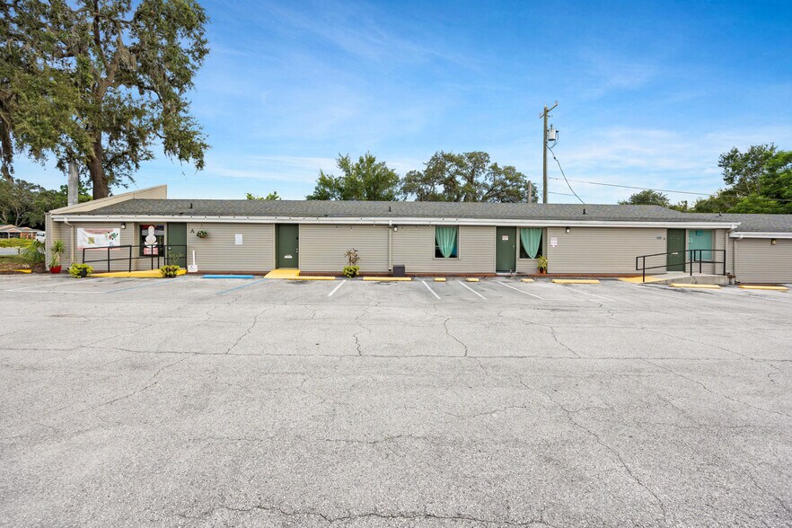 More Photos Of 2200 S Bay St, Eustis Office For Sale