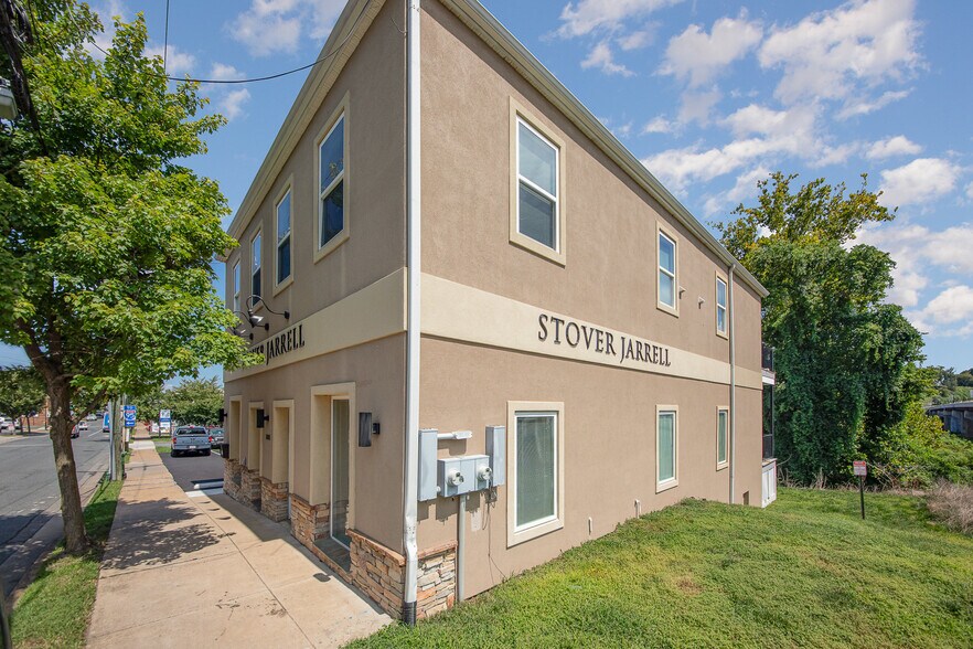 More Photos Of 1005 Sophia St, Fredericksburg Office For Lease