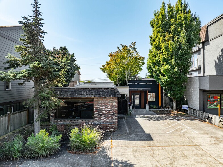 More Photos Of 5639 California Ave SW, Seattle Office For Sale
