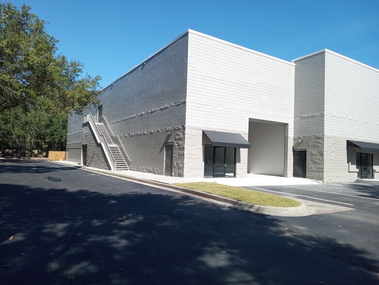 More Photos Of 1132 Shawnee St, Savannah Flex For Lease
