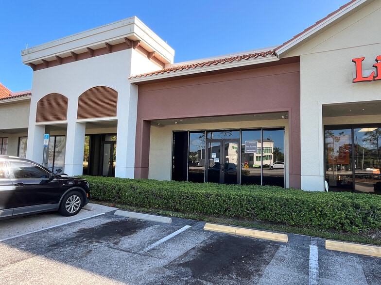 More Photos Of 19451 S Tamiami Trl, Fort Myers General Retail For Lease