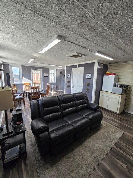 More Photos Of 9273 W 1050 N, Elwood Freestanding For Sale