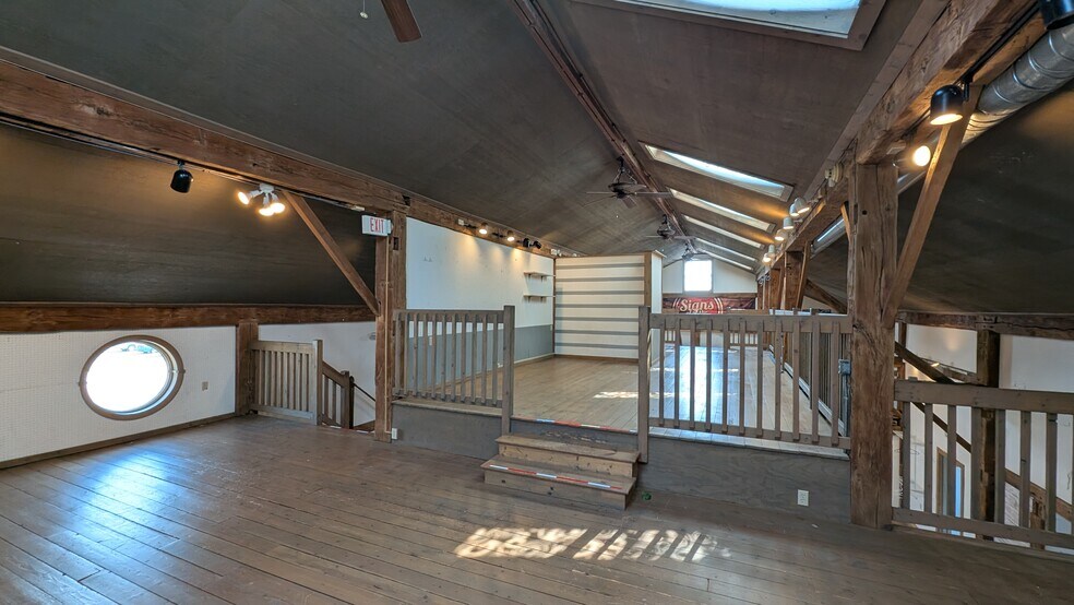 More Photos Of 12650 Adams Rd, Granger Freestanding For Lease