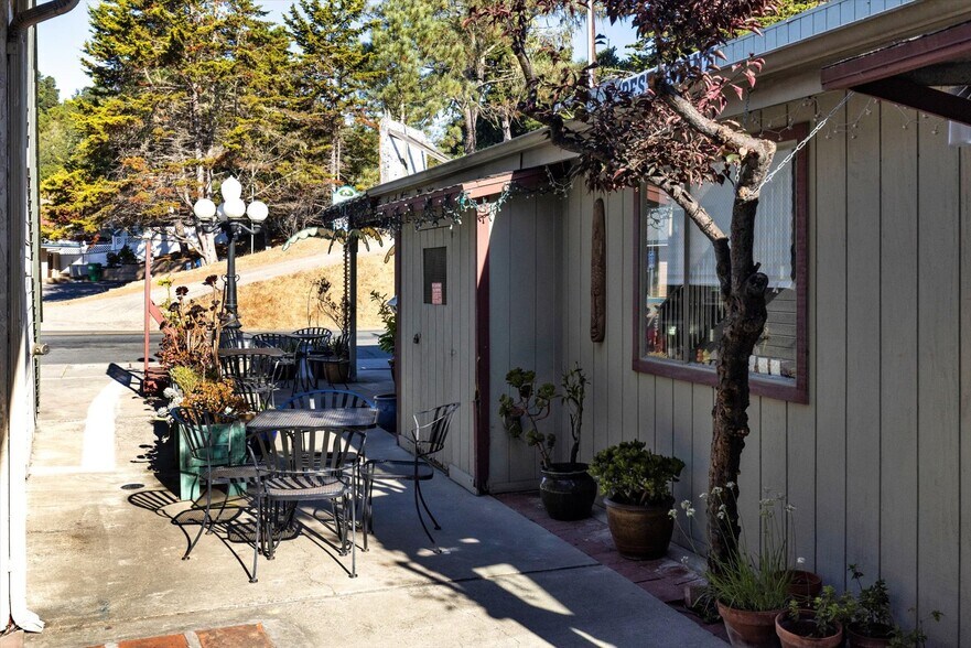 More Photos Of 2380 Main St, Cambria Restaurant For Sale