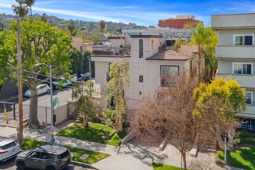 More Photos Of 4325 Stern Ave, Sherman Oaks Apartments For Sale