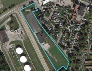 Primary Photo Of 1838 Front St, Toledo Office For Lease