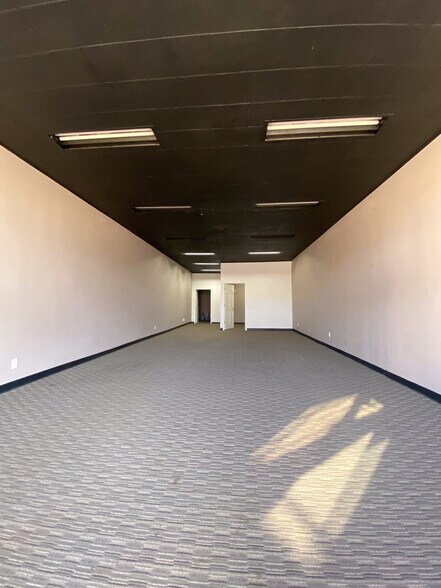 More Photos Of 214-216 E Main Ave, Bismarck Storefront Retail Office For Lease