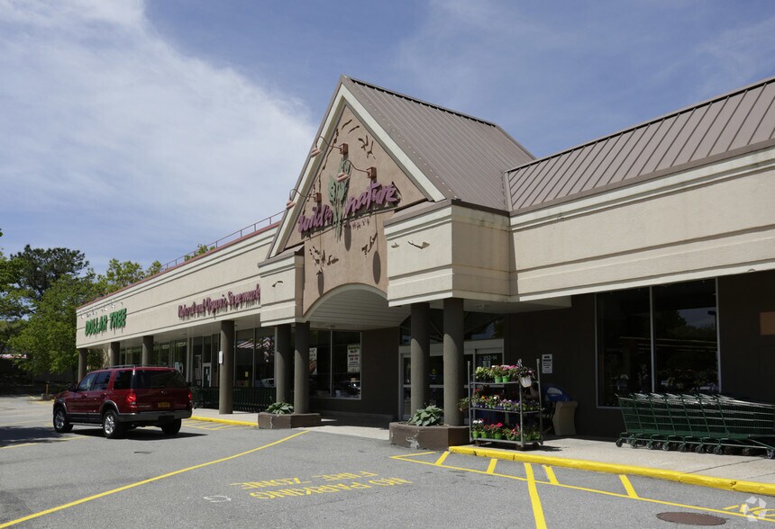 More Photos Of 248-268 W Montauk Hwy, Hampton Bays Unknown For Lease