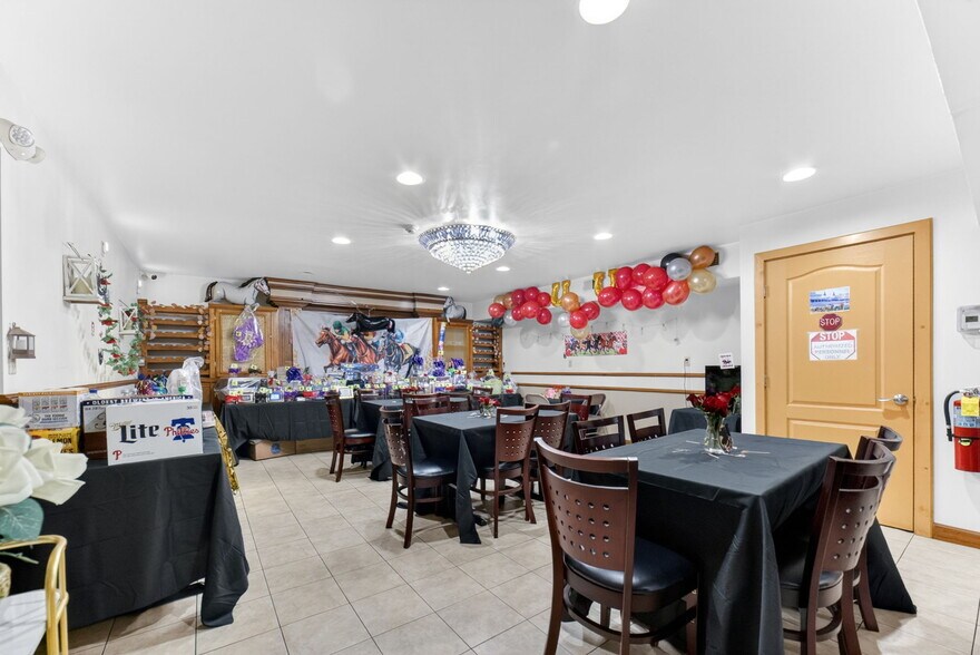 More Photos Of 204 W Madison St, Easton Storefront Retail Residential For Sale
