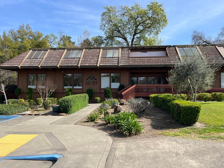 More Photos Of 2436 Foothill Blvd, Calistoga Office For Sale