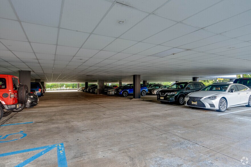 More Photos Of 181 New Rd, Parsippany Office For Lease