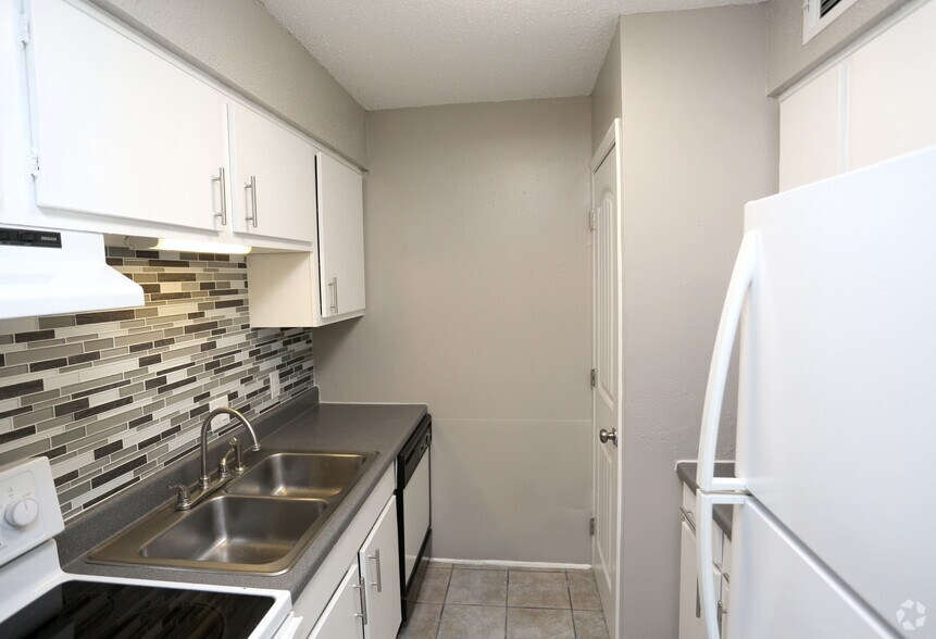 More Photos Of 5601 Birchman Ave, Fort Worth Apartments For Sale