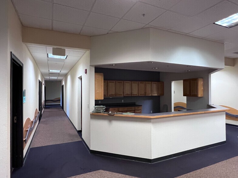 More Photos Of 1801 Miccosukee Commons Dr, Tallahassee Medical For Sale