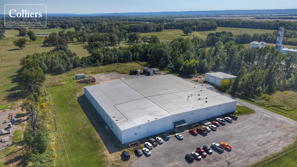 Primary Photo Of 532 Industrial Park Dr, Mulberry Refrigeration Cold Storage For Sale