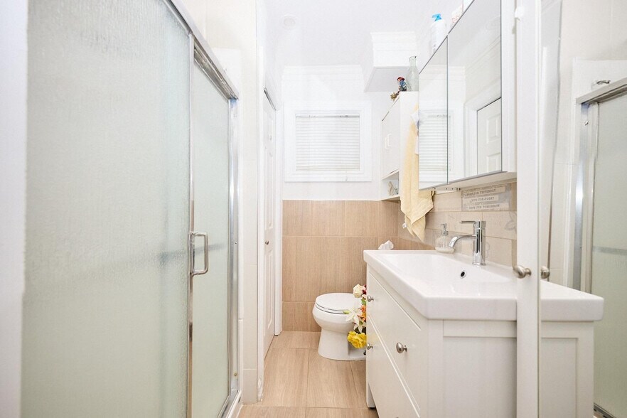 More Photos Of 50 Welland Av, St Catharines Apartments For Sale