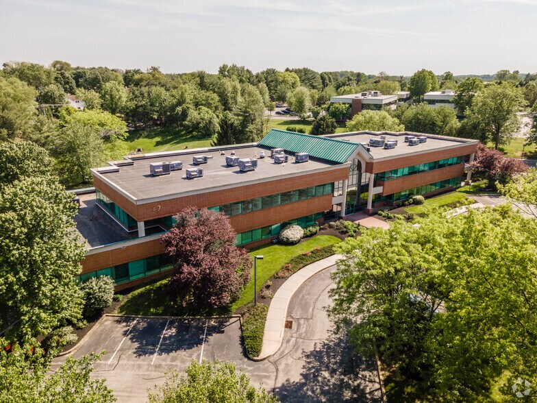 More Photos Of 2 Campus Blvd, Newtown Square Office For Sale