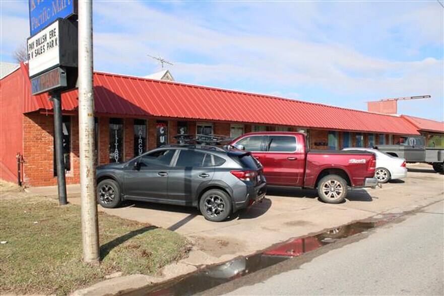 More Photos Of 420 E Oklahoma Blvd, Alva Hotel For Sale