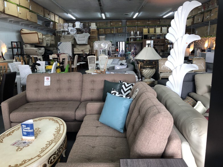 More Photos Of 5143 Whittier Blvd, Los Angeles Storefront For Sale