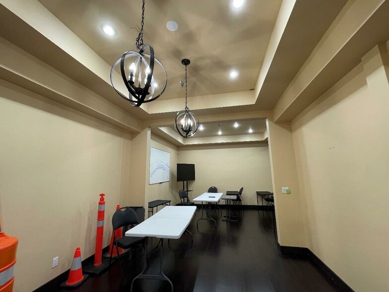 More Photos Of 6751 Graybar Rd, Richmond Warehouse For Sale