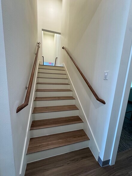 More Photos Of 10103 Louetta Rd, Houston Medical For Sale