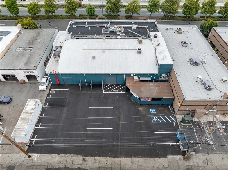 More Photos Of 778 El Camino Real, San Carlos Storefront Retail Office For Sale