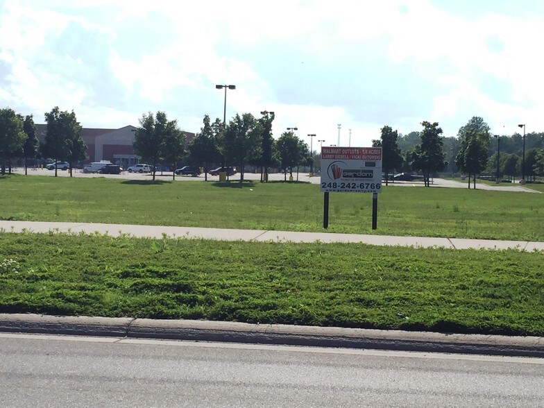 More Photos Of 4845 24th Ave, Fort Gratiot Land For Sale