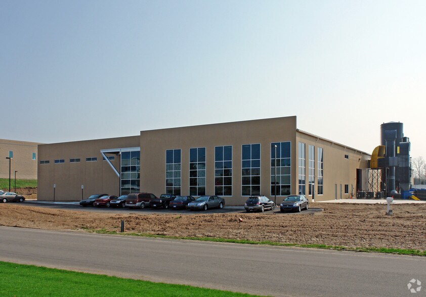 More Photos Of 4044 Brockton Dr, Grand Rapids Manufacturing For Sale