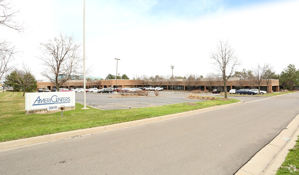 More Photos Of 39111 W 6 Mile Rd, Livonia Coworking Space